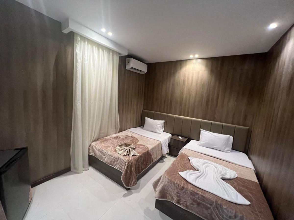 Rotana Palace Suites Kairó Kültér fotó